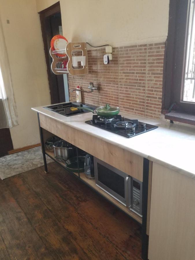 Apartmán Уиут Ниниа Сад Tbilisi Exteriér fotografie