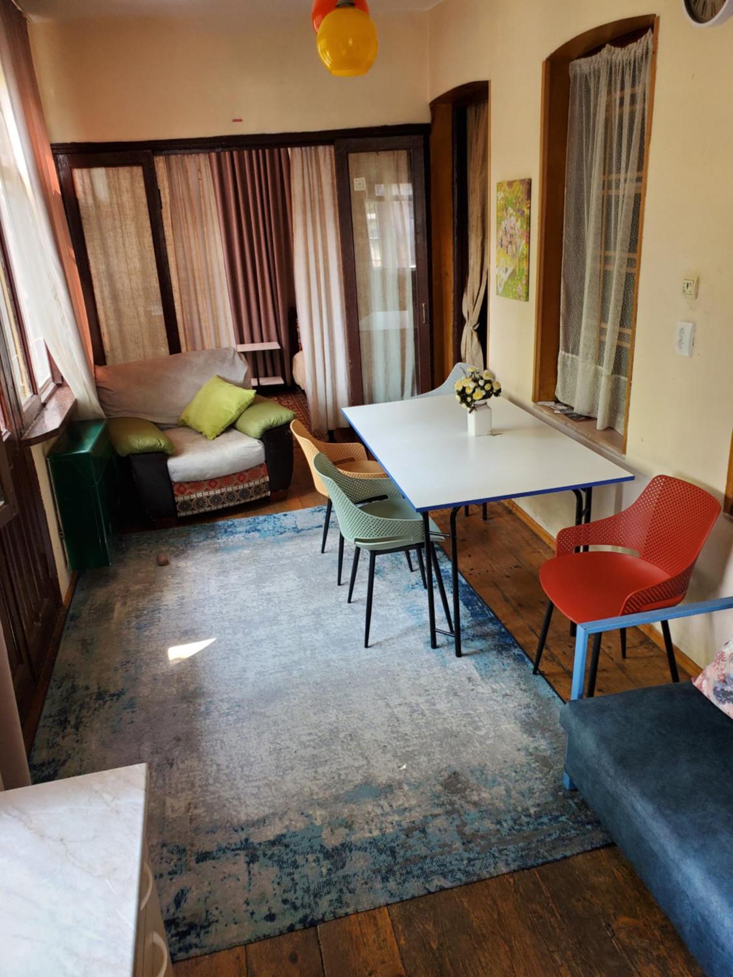 Apartmán Уиут Ниниа Сад Tbilisi Exteriér fotografie